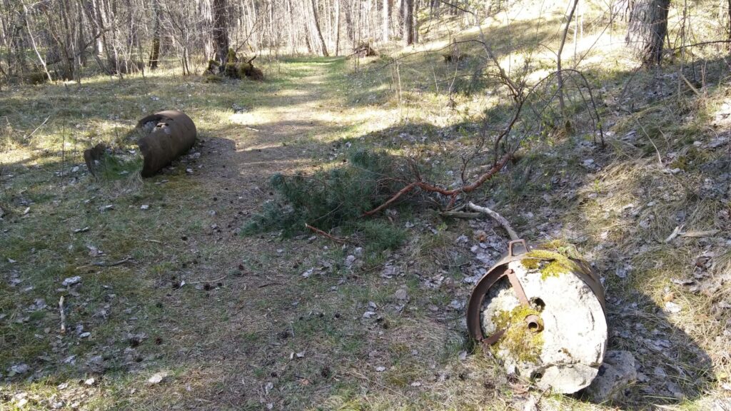 Mangaļsalas nocietinājumu teritorijā Rīgā pie Daugavas ietekas jūrā. Torpēdu atliekas.
Autors: Foto: Pārsla Konrāde