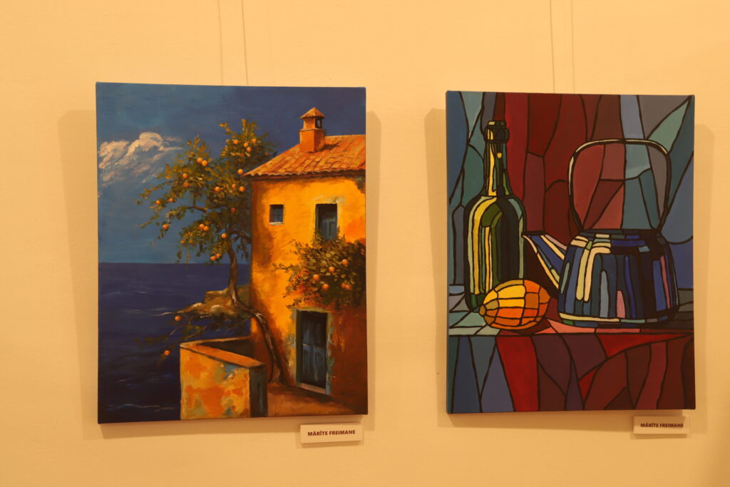 LĪDZ 5.JŪNIJAM Gulbenes novada vēstures un mākslas muzejā var aplūkot biedrības “Radošā apvienība “Piektā Māja”” sadarbībā ar Rankas mākslas studiju “Molberts” tapušo novada amatiermākslinieku darbu izstādi “Diena mākslai”.
Autors: Foto: Gatis Bogdanovs