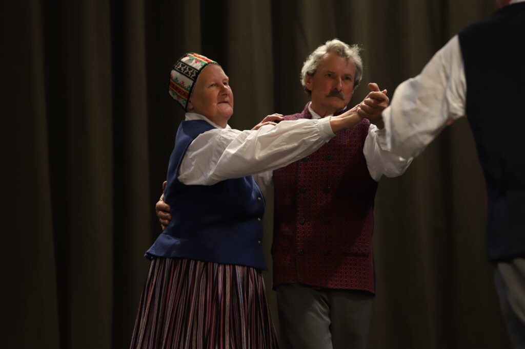 Lizuma STDK “Ozoli” / vadītāja Zaiga Mangusa