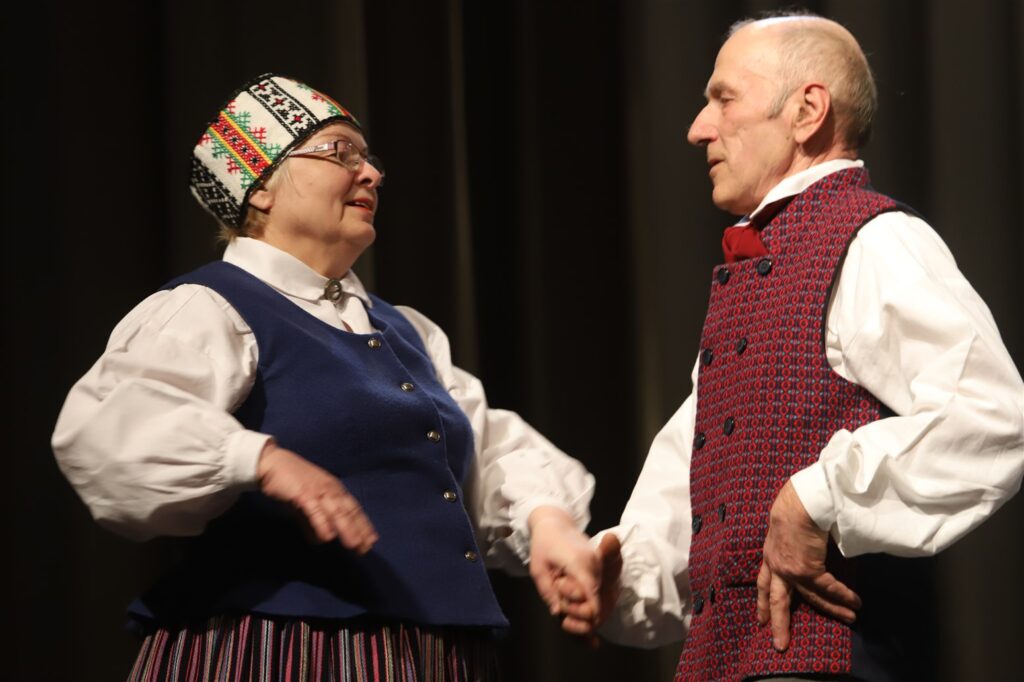 Lizuma STDK “Ozoli” / vadītāja Zaiga Mangusa