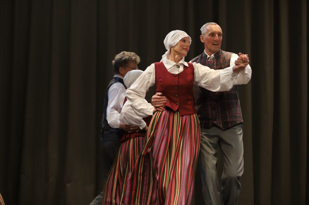 Litenes VPTDK “Ratenieki” / vadītāja Dina Markova