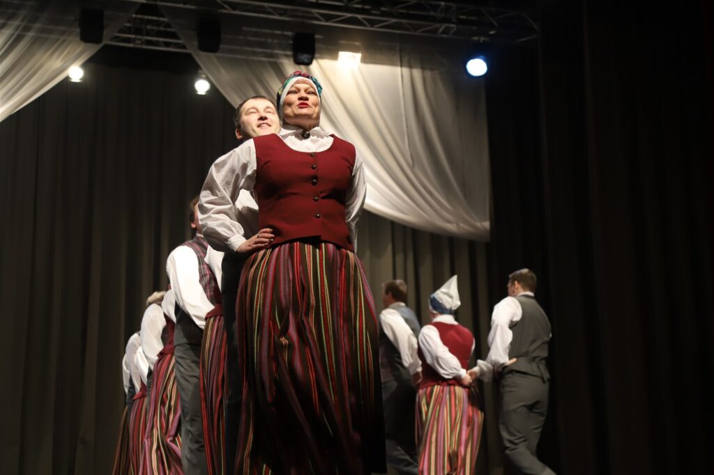 Litenes VPTDK “Ratenieki” / vadītāja Dina Markova