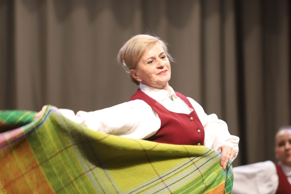 Gulbenes VPTDK “Ratiņš” / vadītāja Iva Venta