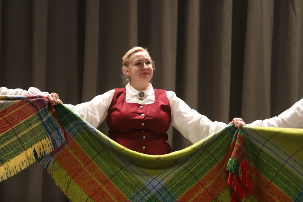 Gulbenes VPTDK “Ratiņš” / vadītāja Iva Venta