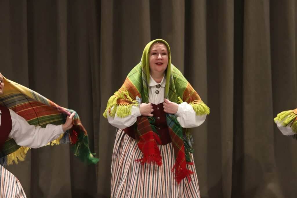 Gulbenes VPTDK “Ratiņš” / vadītāja Iva Venta