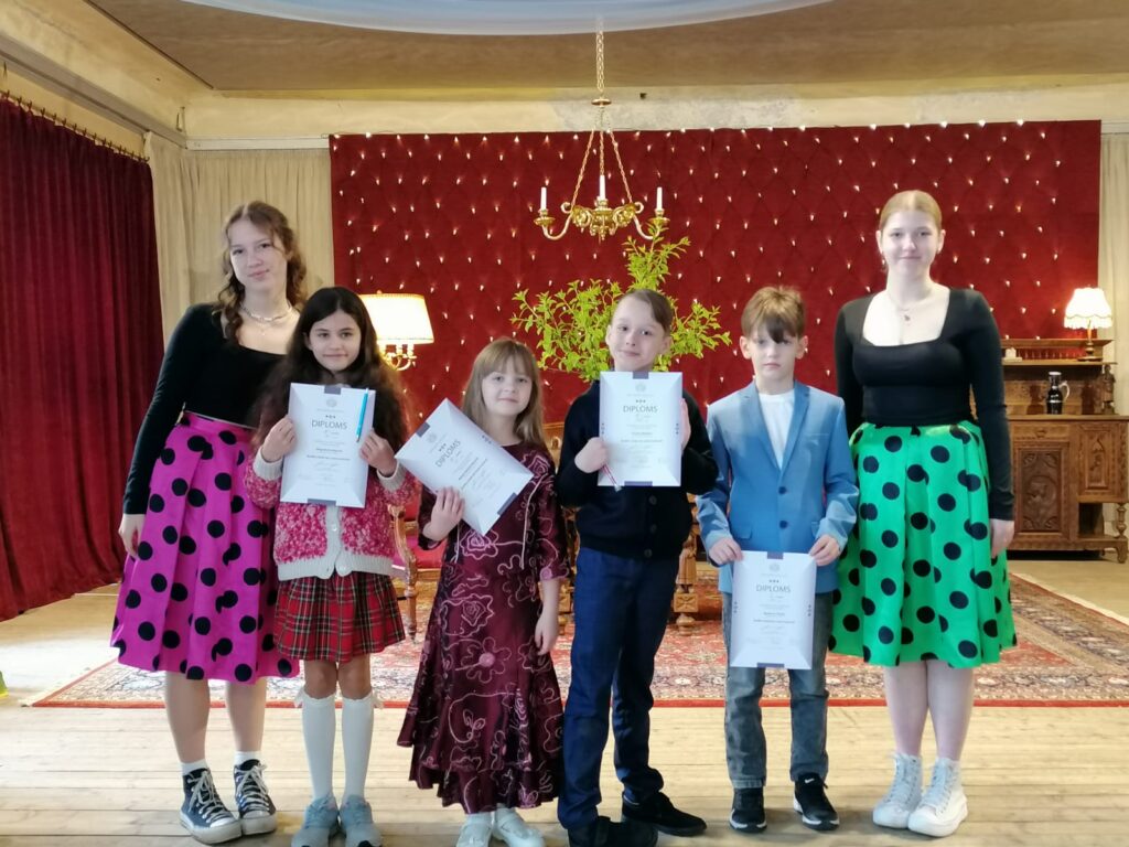 Aluksniesiem.lv raksta attēla aizvietotājs