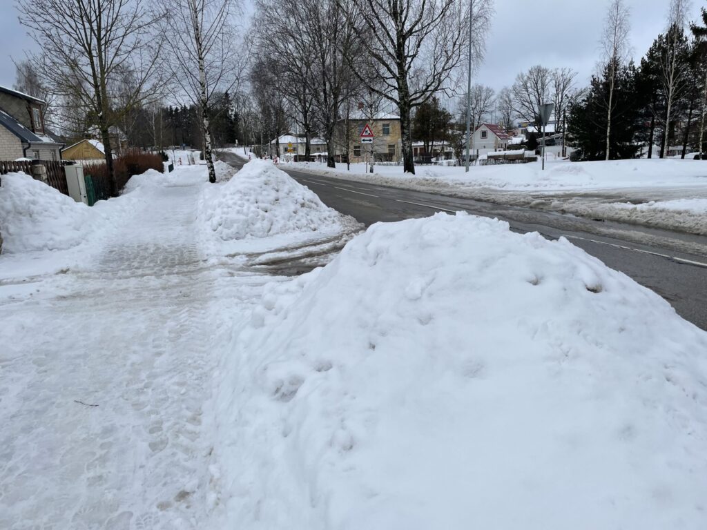 Autors: Diāna Odumiņa