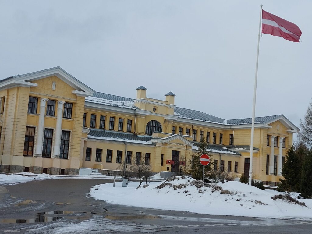 Aluksniesiem.lv raksta attēla aizvietotājs