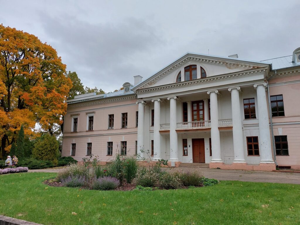 Aluksniesiem.lv raksta attēla aizvietotājs