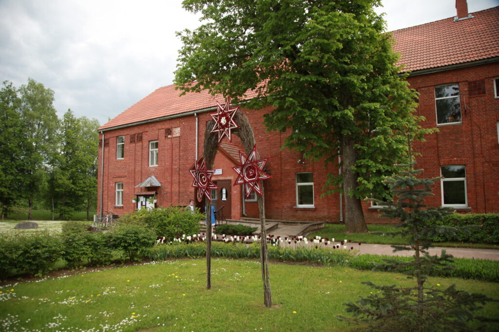 Aluksniesiem.lv raksta attēla aizvietotājs