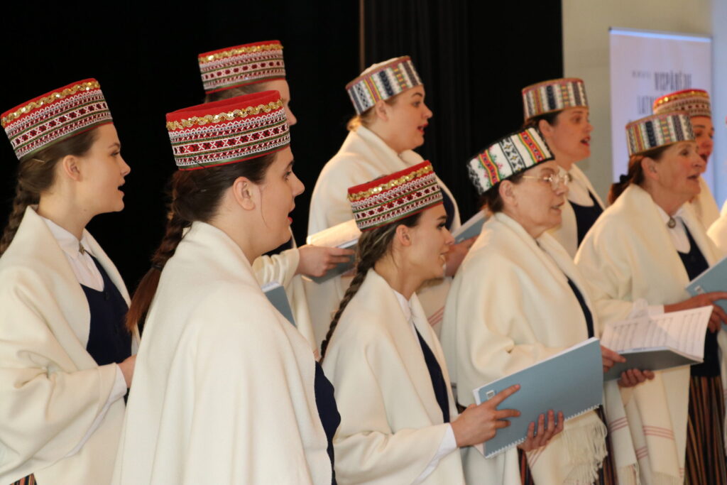 Arī “Tirzmaliešu” darbs mēģinājumos atmaksājies ar veiksmīgu uzstāšanos skatē.
Autors: Foto: Dace Plaude