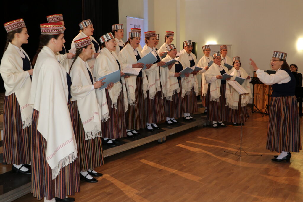 Arī “Tirzmaliešu” darbs mēģinājumos atmaksājies ar veiksmīgu uzstāšanos skatē.
Autors: Foto: Dace Plaude