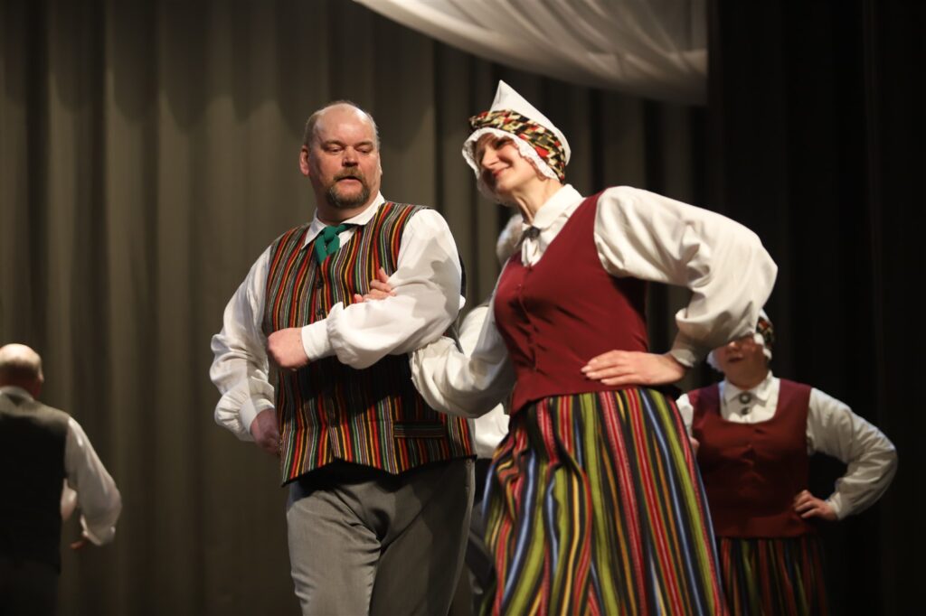 Gulbene STDK “Vērdiņš / vadītāja Daiga Tipāne