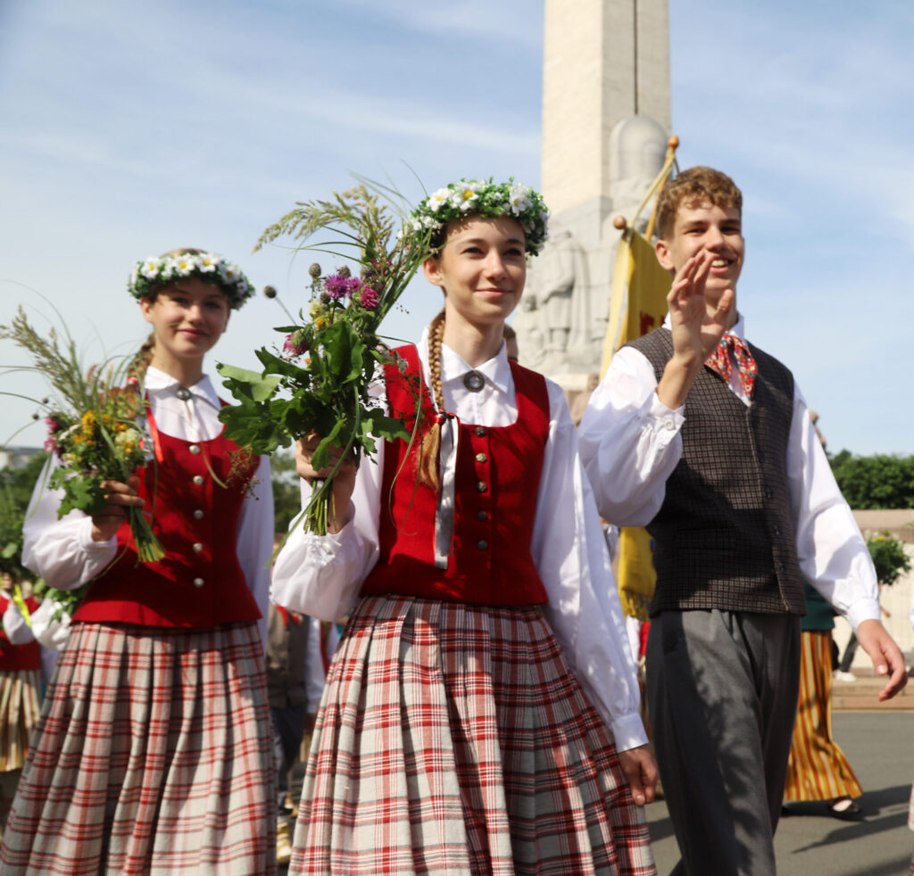 GULBENES novada kultūras centra bērnu tautisko deju kolektīvs “Draiskuļi”.
Autors: Foto: Gatis Bogdanovs