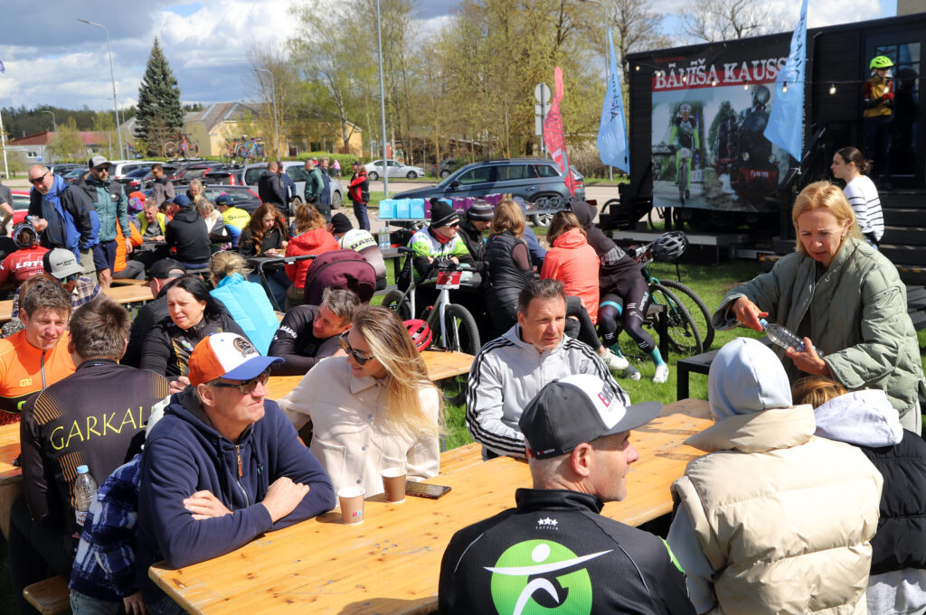 PASĀKUMS “BĀNĪŠA KAUSS JEB APSTEIDZ TVAIKU!” kopā pulcēja 136 dalībniekus no Latvijas, Lietuvas un Igaunijas.
Autors: Foto: Gatis Bogdanovs 