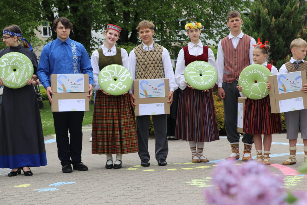 Aluksniesiem.lv raksta attēla aizvietotājs