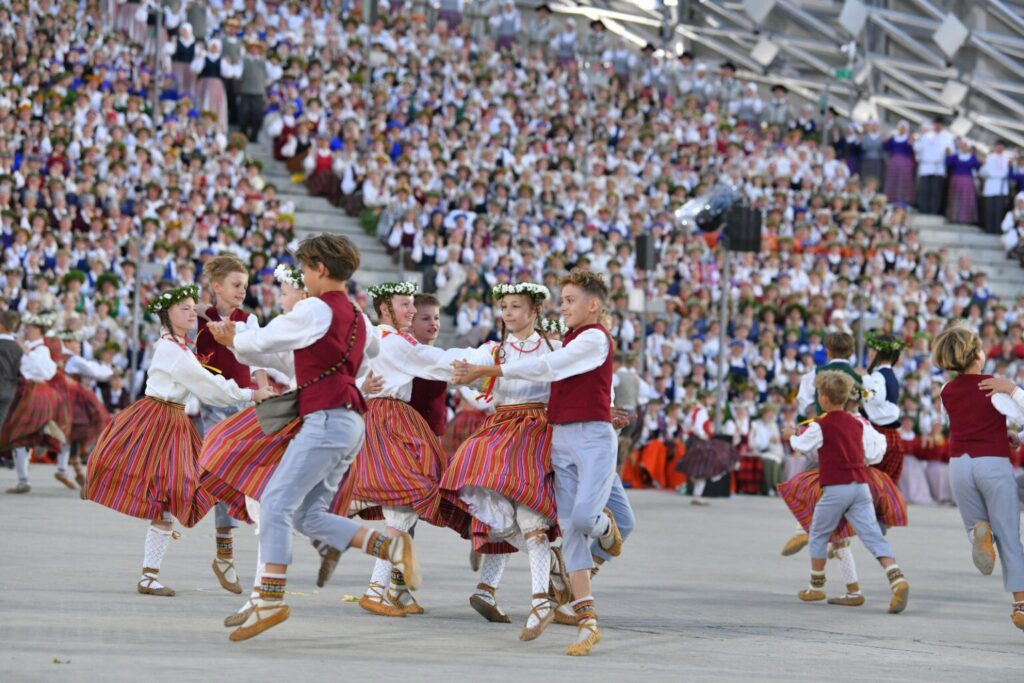 Aluksniesiem.lv raksta attēla aizvietotājs
