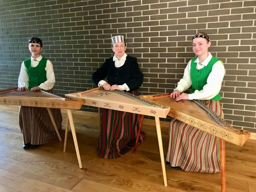 Aluksniesiem.lv raksta attēla aizvietotājs