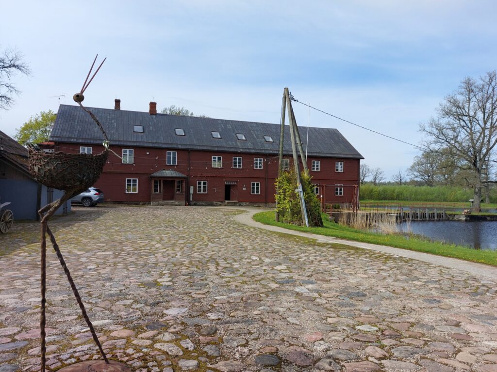 Aluksniesiem.lv raksta attēla aizvietotājs