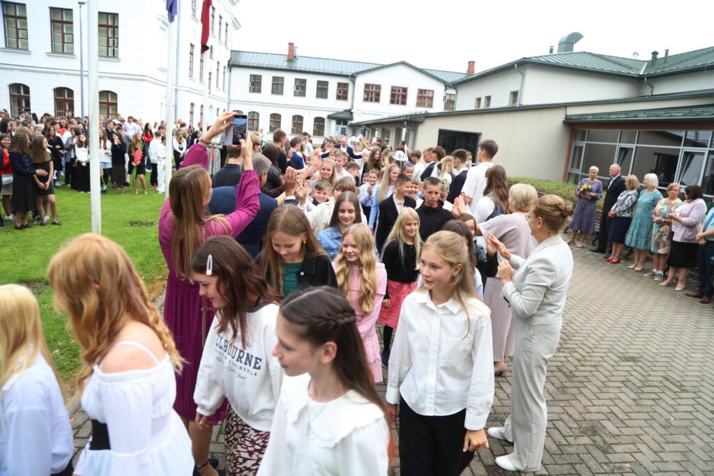 Aluksniesiem.lv raksta attēla aizvietotājs