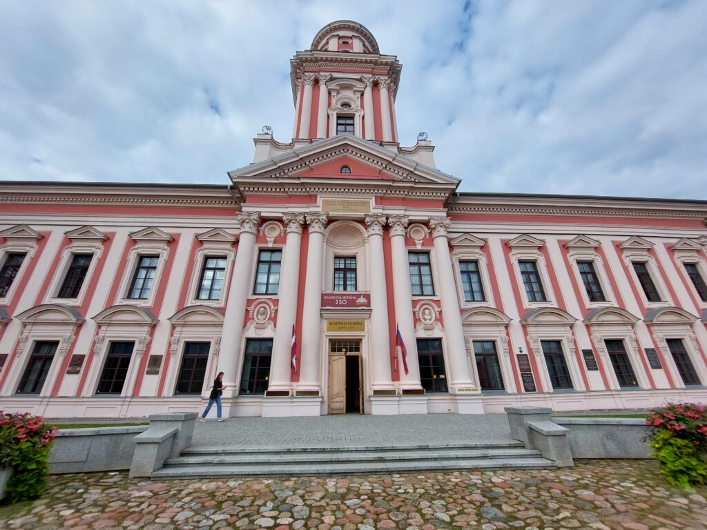 Aluksniesiem.lv raksta attēla aizvietotājs