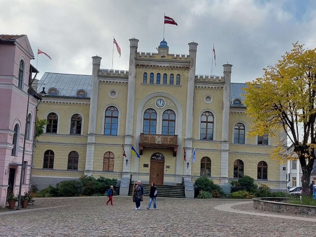 Aluksniesiem.lv raksta attēla aizvietotājs